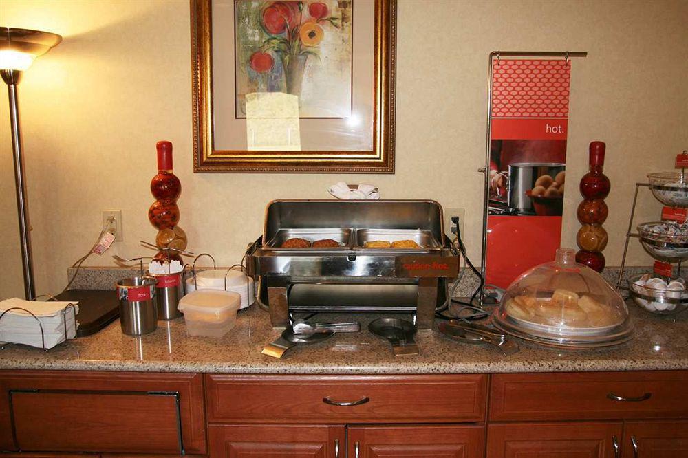Hampton Inn Battle Creek Restaurante foto