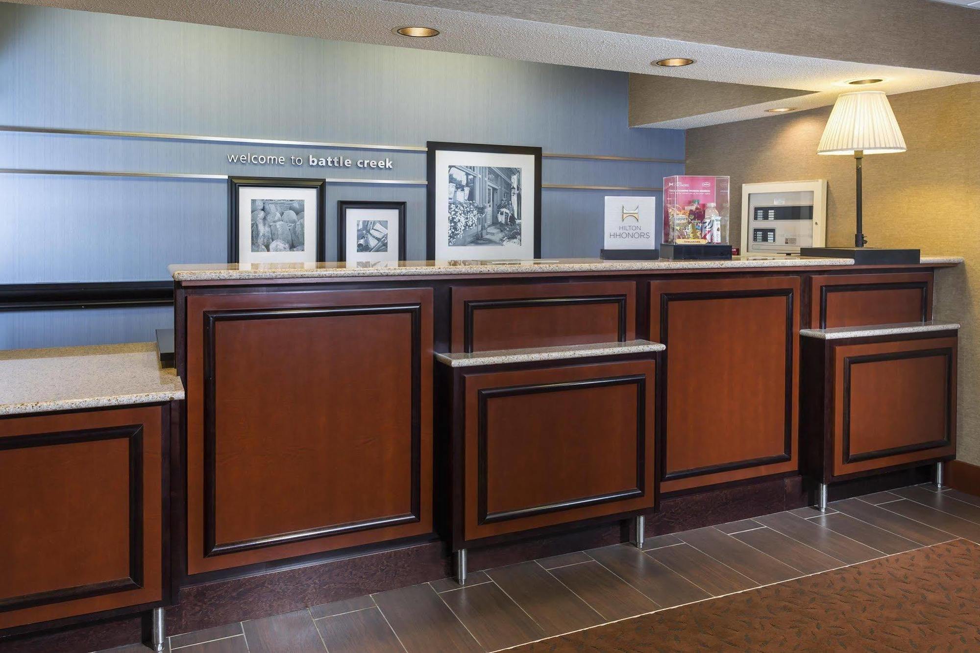 Hampton Inn Battle Creek Exterior foto